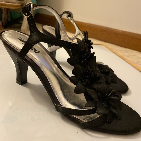 Unlisted Shoes - black heels